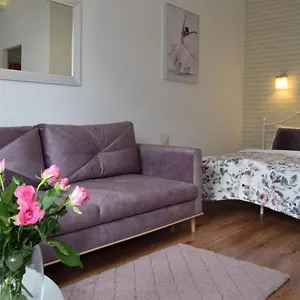  Appartamento Be My Guest - Krucza Elegant - Rondo De Gaulle'a Center Of Metro Wi-fi Breakfast